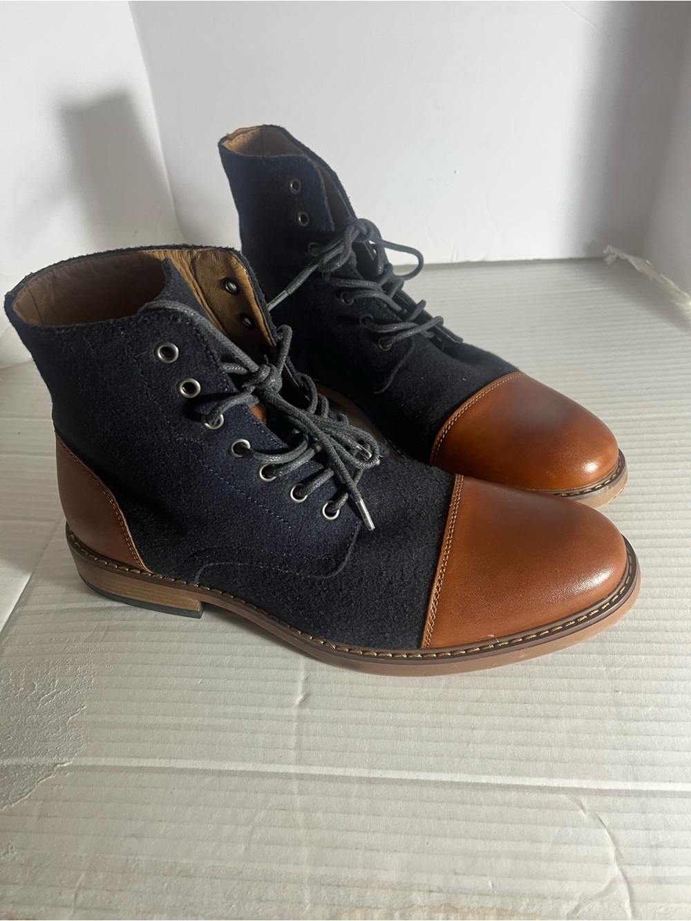 La Milano boots size 8.5